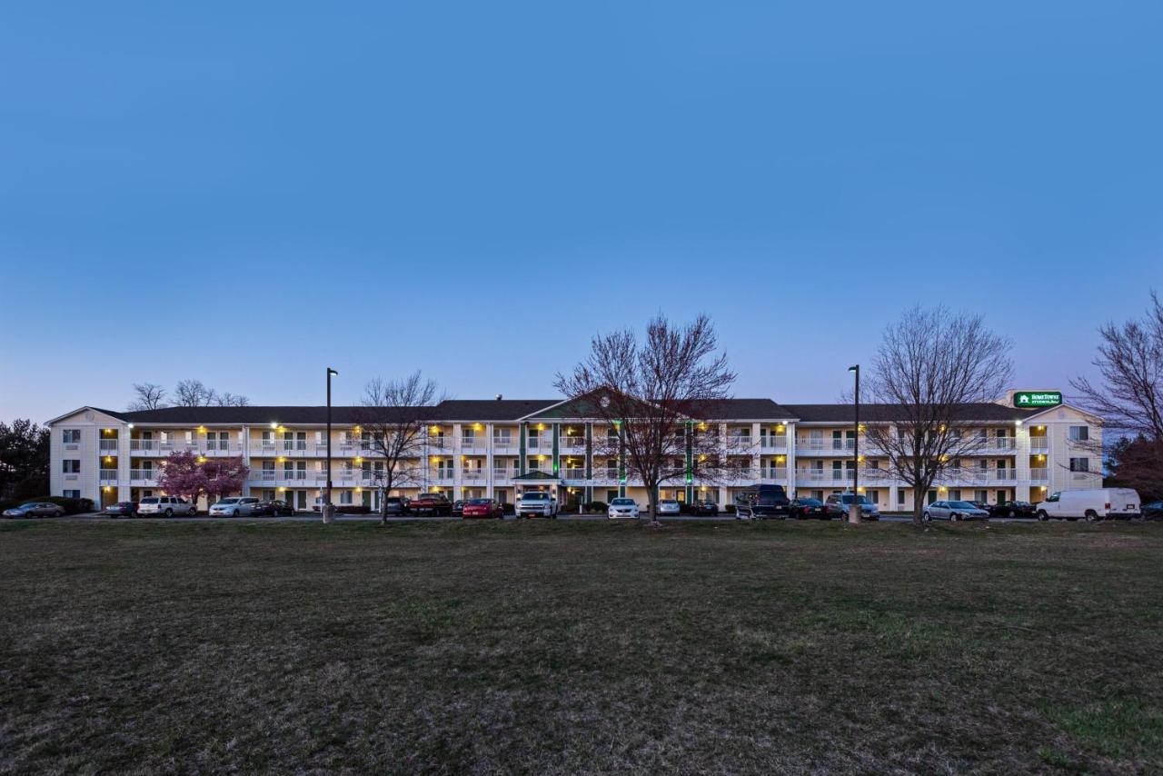 Hometowne Studios By Red Roof Philadelphia - Maple Shade, Nj Exterior photo